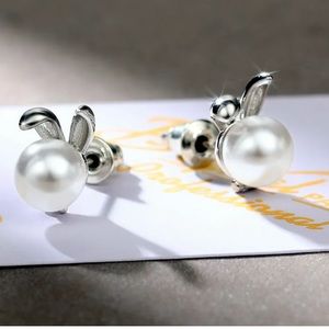 Cute Rabbit Shape Stud Earring Women Pearl